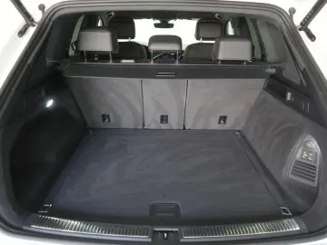 Touareg 3.0 V6 TDI 4Motion R line Leder ACC Kame