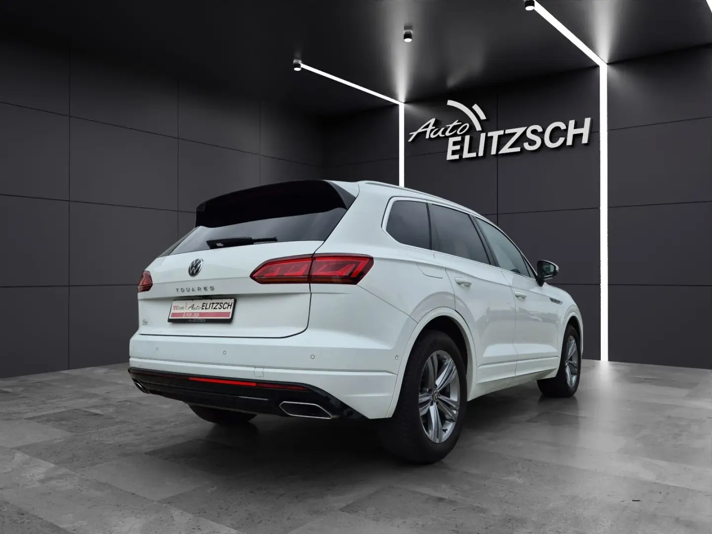 Touareg TDI R-Line 4M Matrix Luft Navi Pano Lede