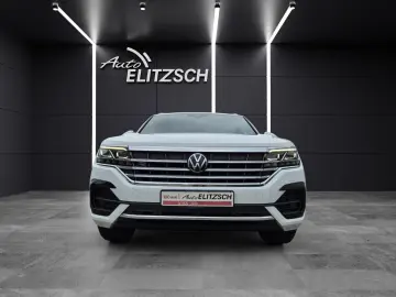 Touareg TDI R-Line 4M Matrix Luft Navi Pano Lede