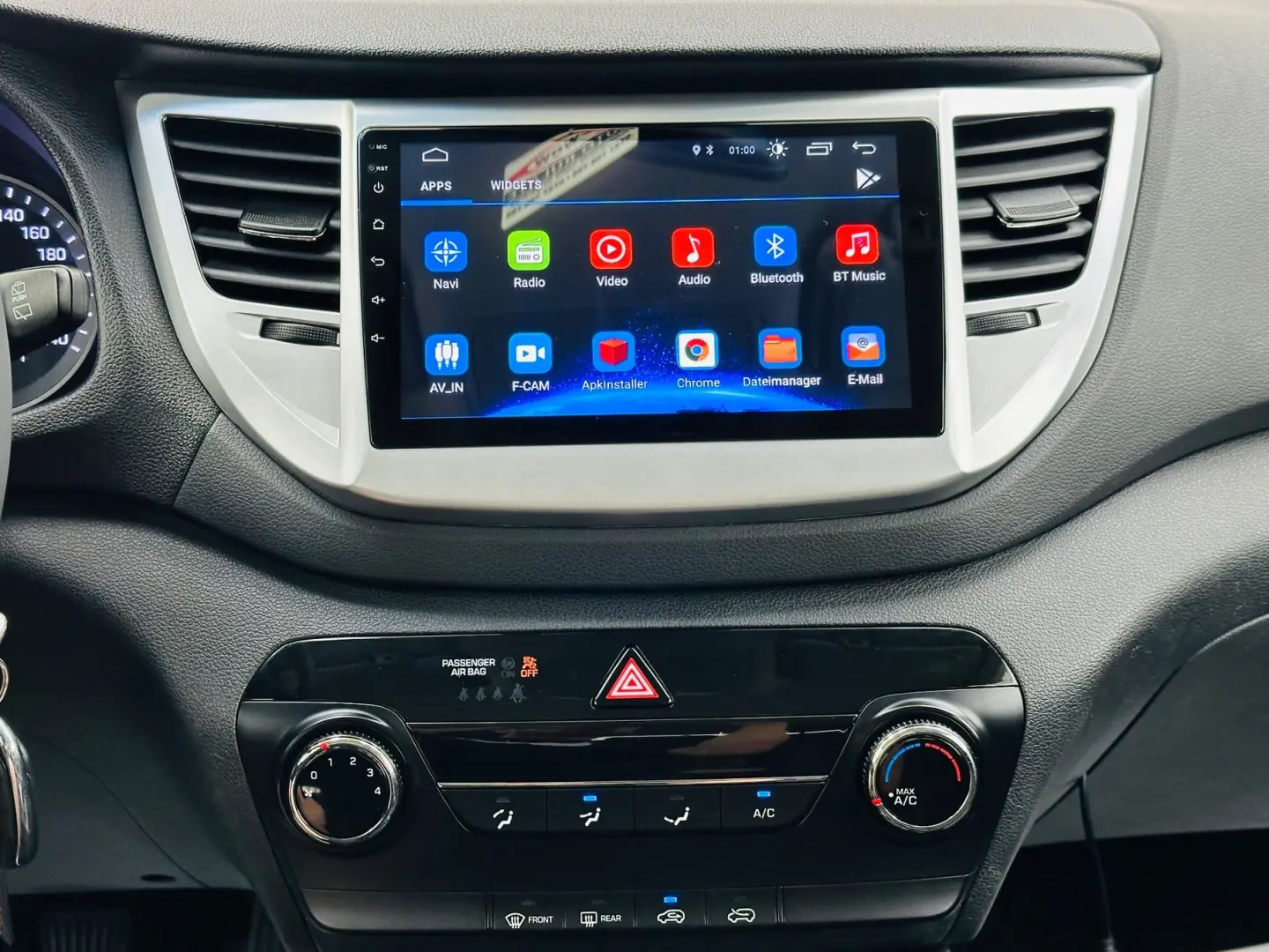 HYUNDAI TUCSON 2015 1.7D E6 GARNTIE 12 LUNI Rate Avans 0 Doa