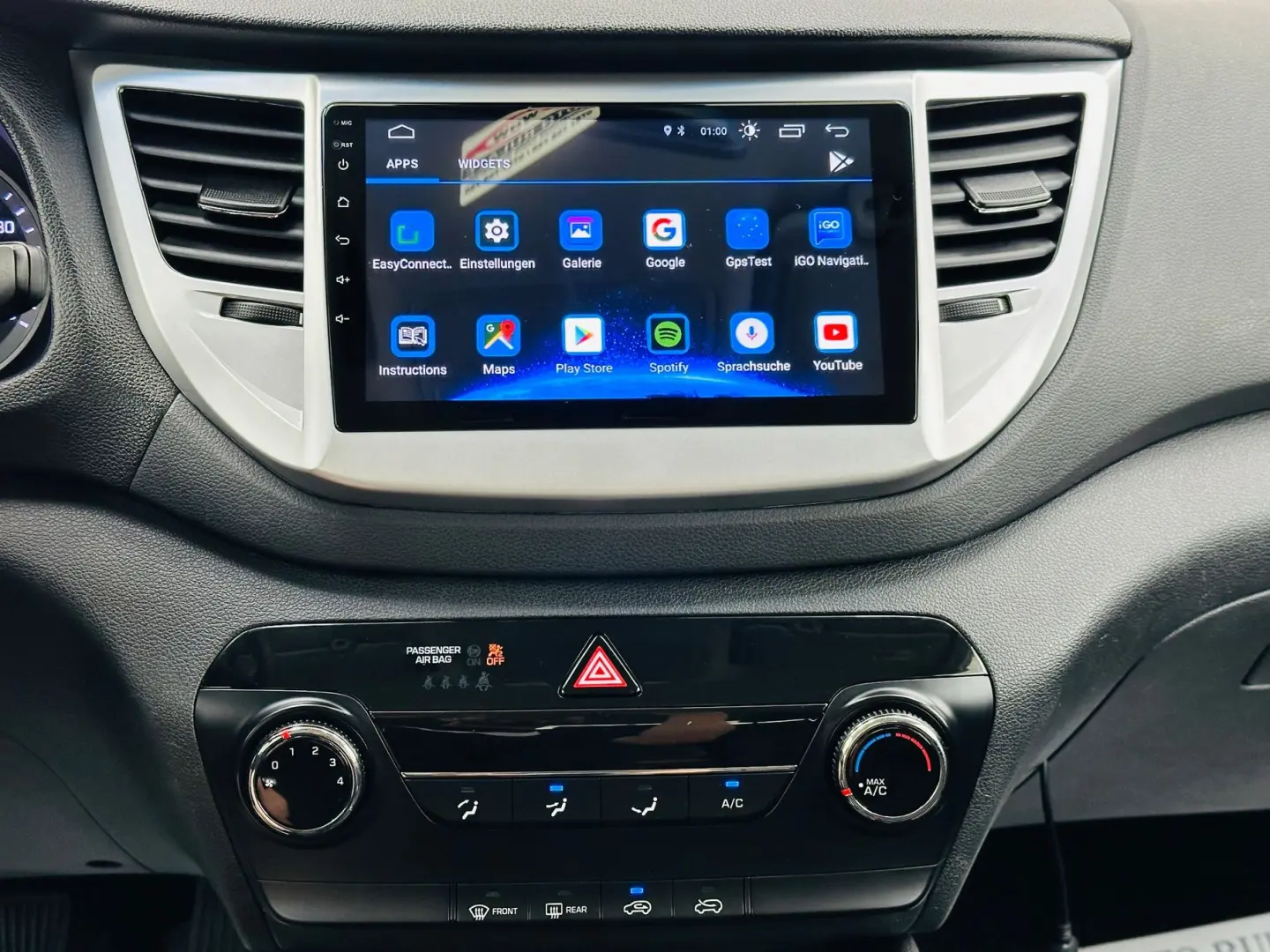 HYUNDAI TUCSON 2015 1.7D E6 GARNTIE 12 LUNI Rate Avans 0 Doa