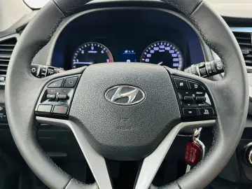 HYUNDAI TUCSON 2015 1.7D E6 GARNTIE 12 LUNI Rate Avans 0 Doa