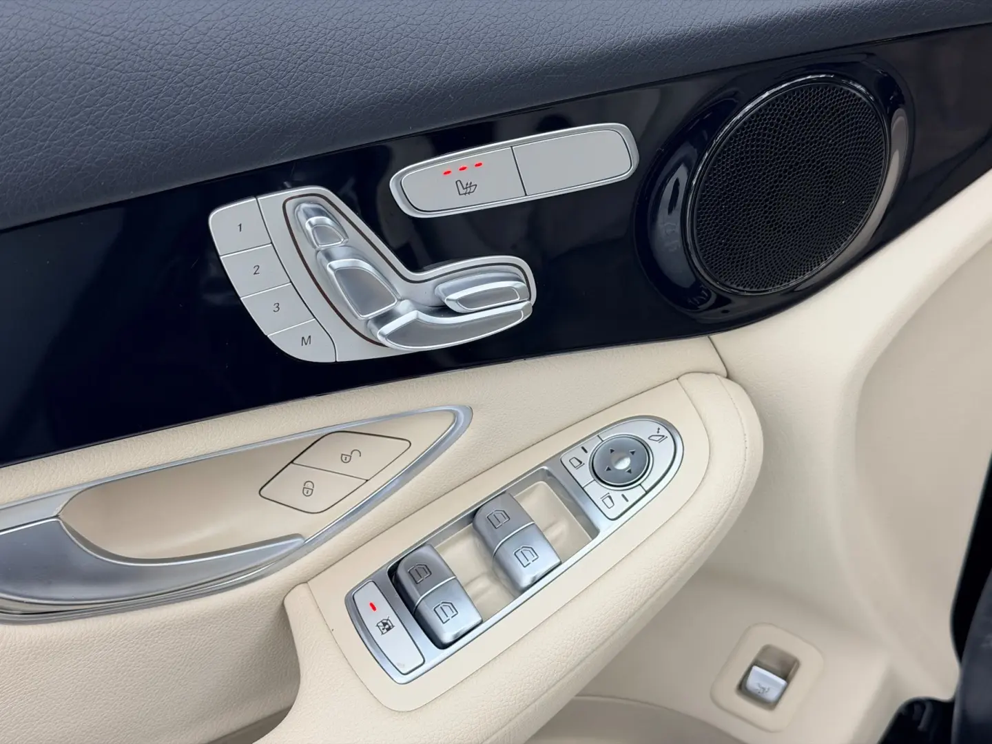 MERCEDESBENZ Glc-coupe 2017 2.0i HYBRID E6 GLC 350E 4X4 Gara