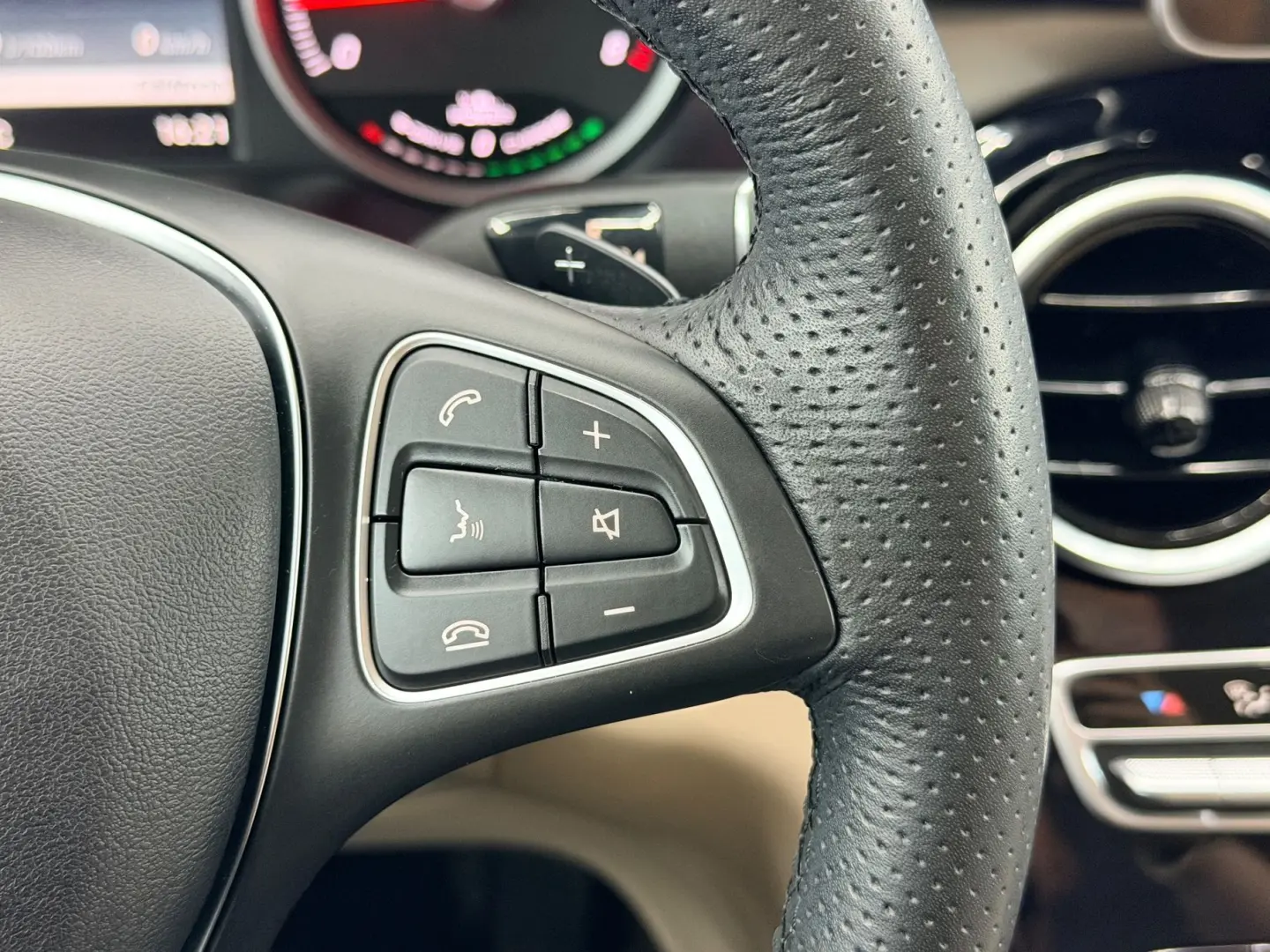 MERCEDESBENZ Glc-coupe 2017 2.0i HYBRID E6 GLC 350E 4X4 Gara