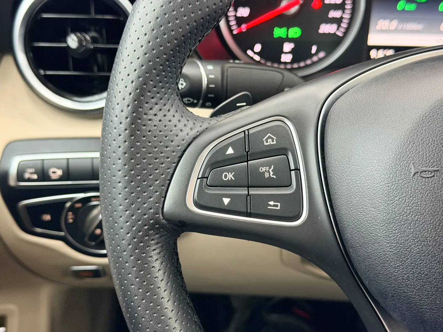 MERCEDESBENZ Glc-coupe 2017 2.0i HYBRID E6 GLC 350E 4X4 Gara