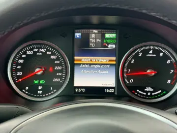 MERCEDESBENZ Glc-coupe 2017 2.0i HYBRID E6 GLC 350E 4X4 Gara