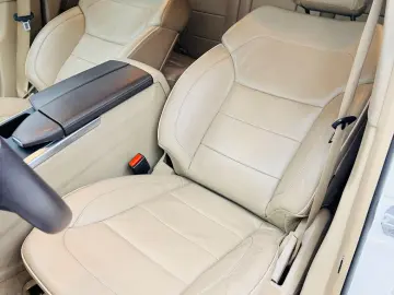 MERCEDESBENZ Ml 2013 3.0D E6 Rate Avans 0 Doar cu Buletinul