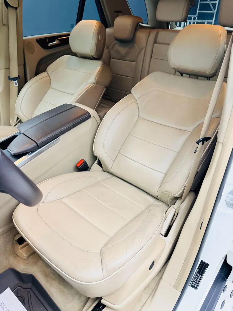 MERCEDESBENZ Ml 2013 3.0D E6 Rate Avans 0 Doar cu Buletinul