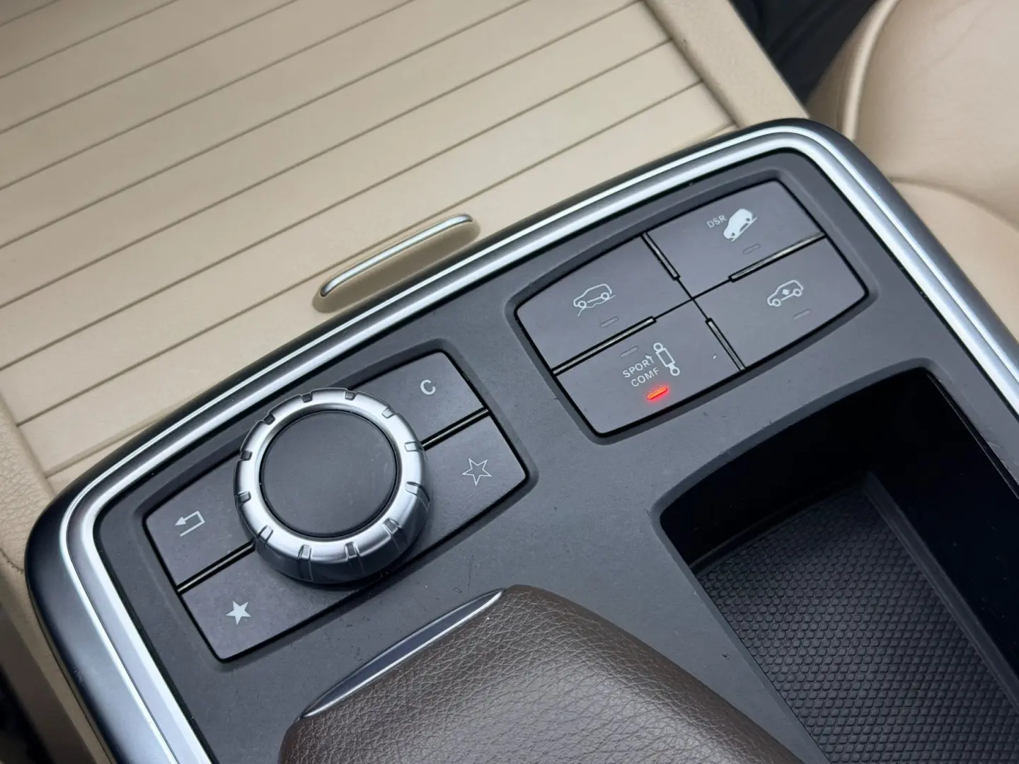 MERCEDESBENZ Ml 2013 3.0D E6 Rate Avans 0 Doar cu Buletinul