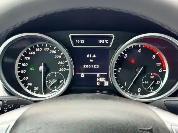 MERCEDESBENZ Ml 2012  2.2.D E6 Garantie 12 Luni Rate Avans 0