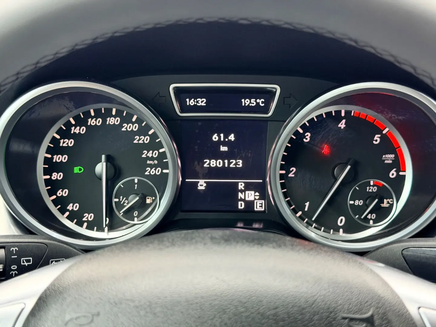 MERCEDESBENZ Ml 2012  2.2.D E6 Garantie 12 Luni Rate Avans 0