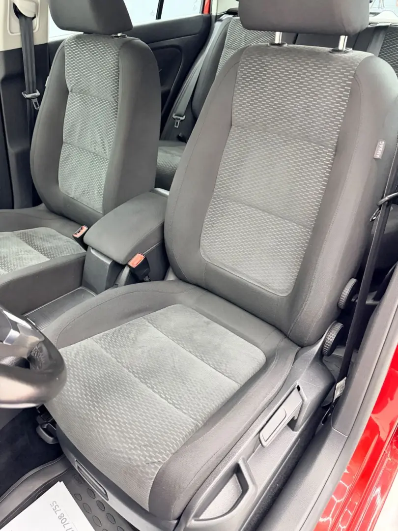 VOLKSWAGEN Golf-plus 2009 1.4i E5 Garantie 12 Luni Rate Avan