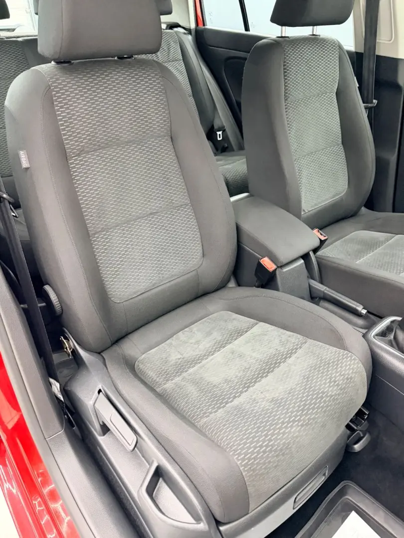 VOLKSWAGEN Golf-plus 2009 1.4i E5 Garantie 12 Luni Rate Avan