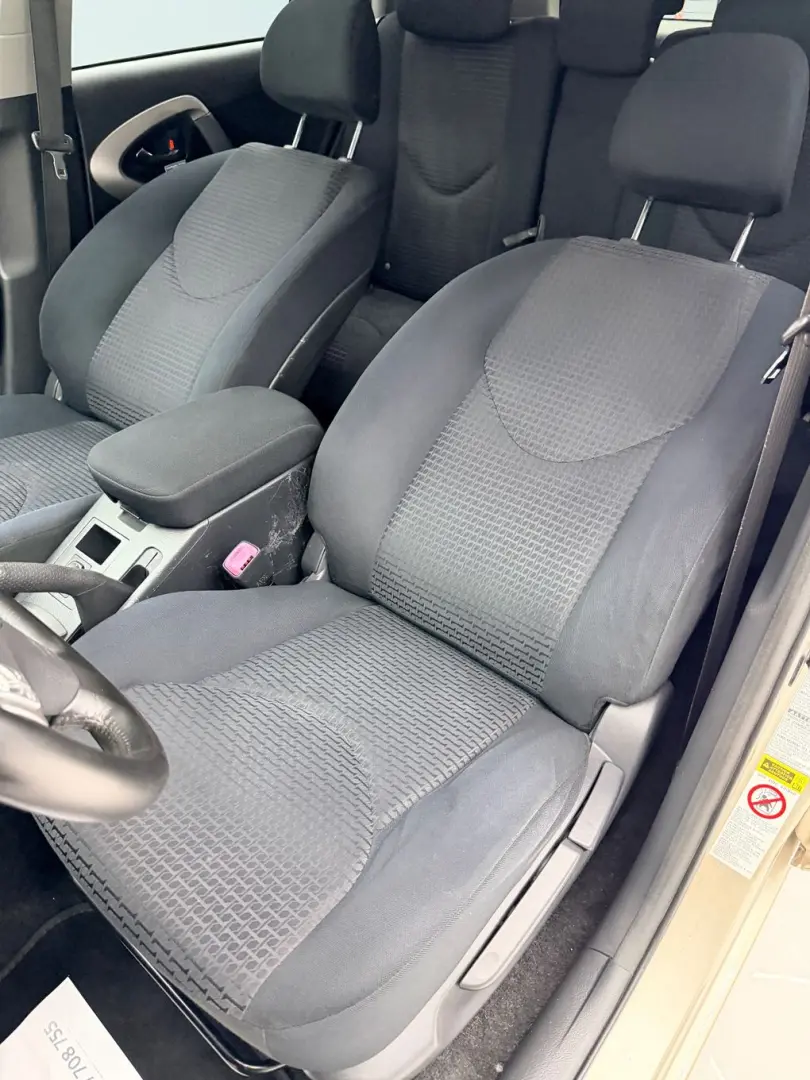 TOYOTA Rav-4 2008 2.2D E4 4X4 Garantie 12 Luni Rate Avans 0