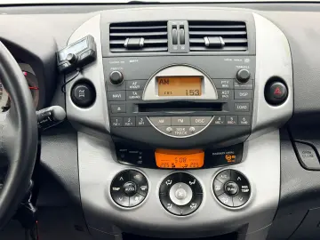 TOYOTA Rav-4 2008 2.2D E4 4X4 Garantie 12 Luni Rate Avans 0