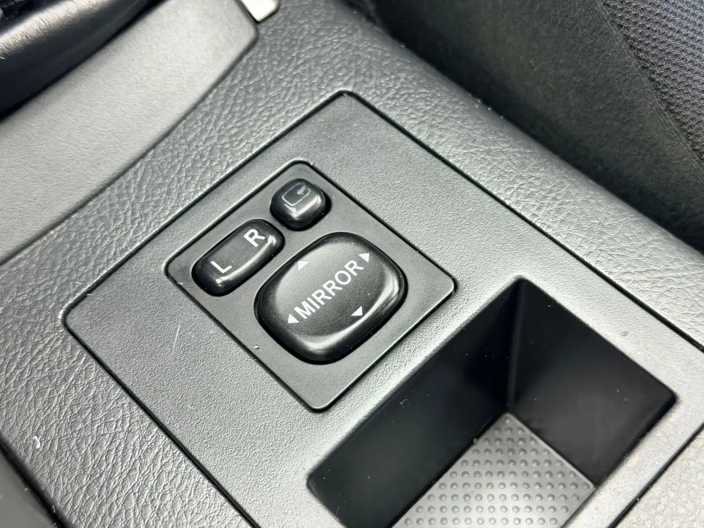 TOYOTA Rav-4 2008 2.2D E4 4X4 Garantie 12 Luni Rate Avans 0