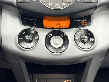 TOYOTA Rav-4 2008 2.2D E4 4X4 Garantie 12 Luni Rate Avans 0