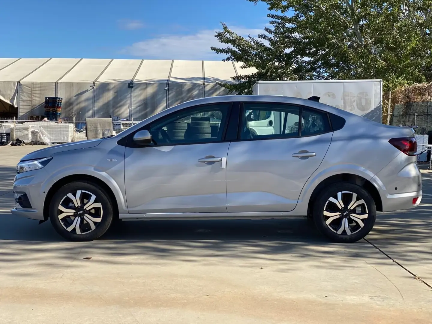 Dacia Logan TCe 90 CVT Prestige