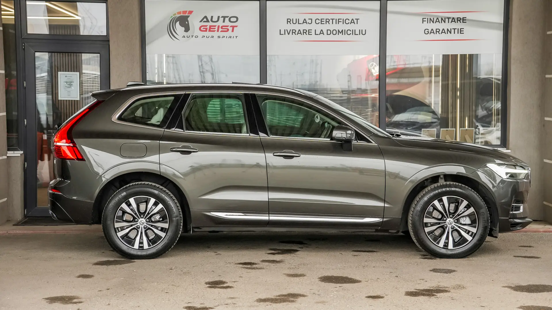 VOLVO XC60 T6 PLUG-IN HYBRID AWD INSCRIPTION