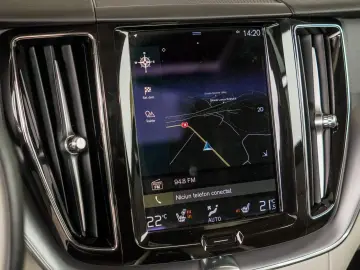 VOLVO XC60 T6 PLUG-IN HYBRID AWD INSCRIPTION