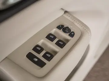 VOLVO XC60 T6 PLUG-IN HYBRID AWD INSCRIPTION