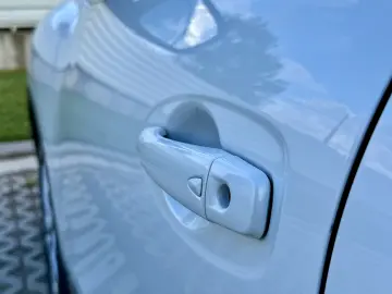 Renault Kadjar  1.5 diesel 110 cai  navigatie garantie rate