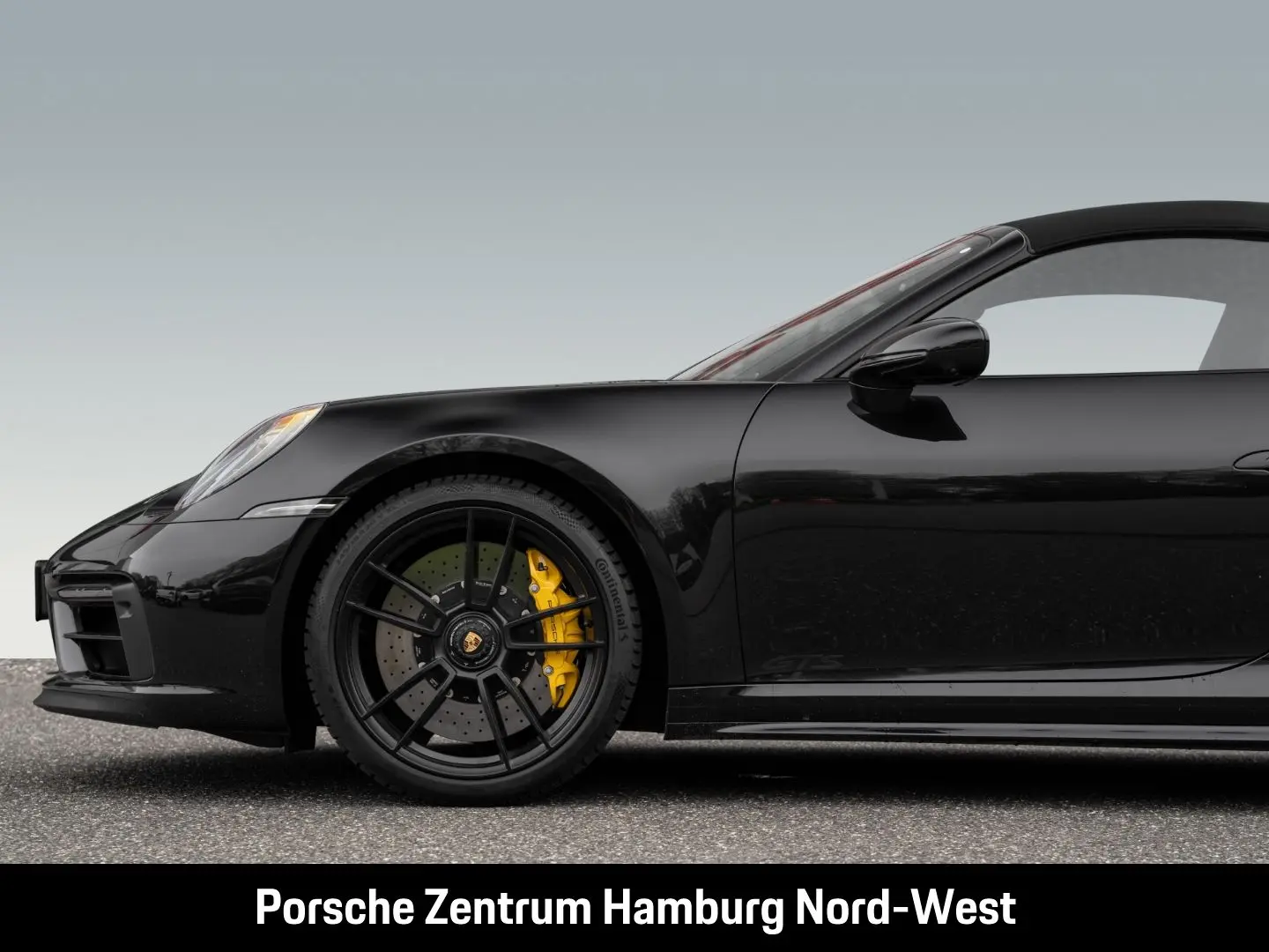 992 (911) Targa 4 GTS Lift PCCB BOSE InnoDrive