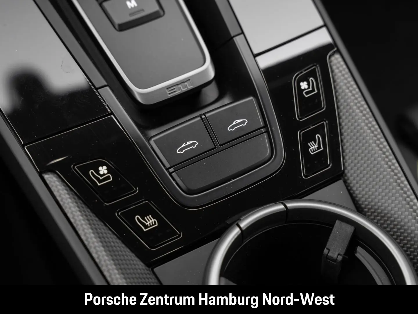 992 (911) Targa 4 GTS Lift PCCB BOSE InnoDrive