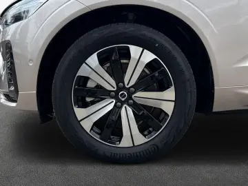 XC60 T6 AWD Plug-in Hybrid Plus Dark
