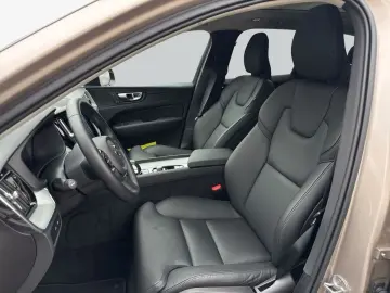 XC60 T6 AWD Plug-in Hybrid Plus Dark