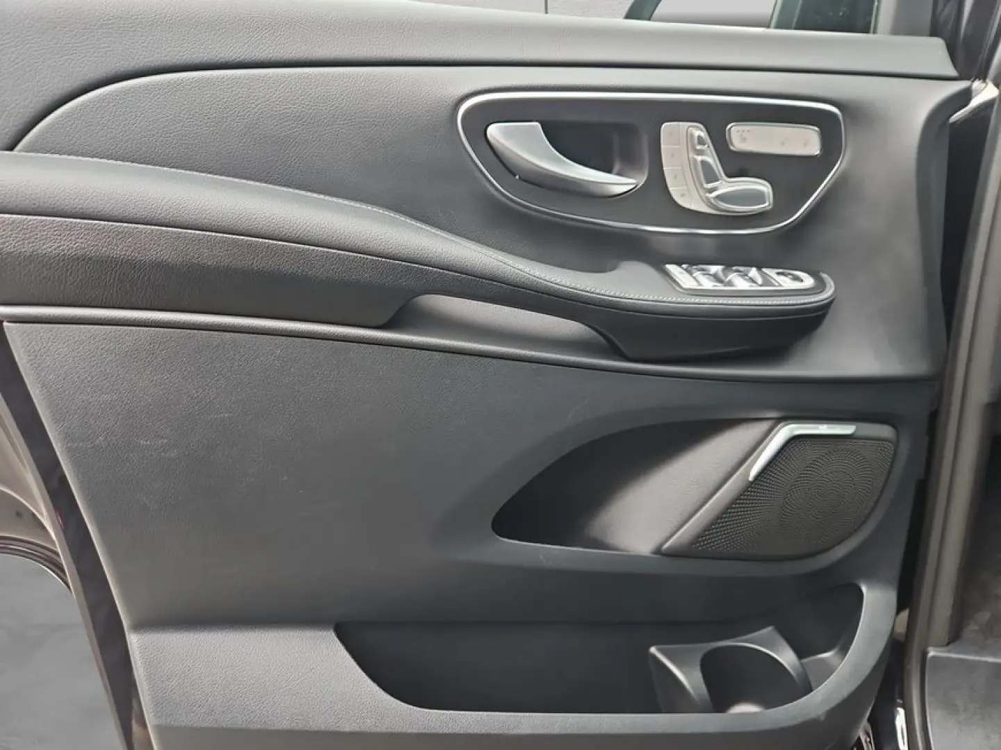 V 300 AMG Allrad AHK Leder Distronic