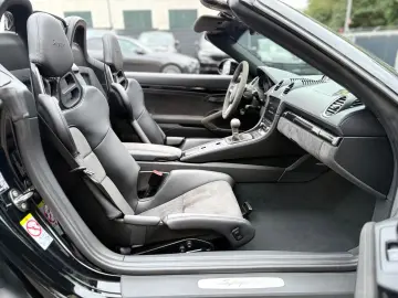718 BOXSTER SPYDER  1.HAND SCHALENSITZE CARBON