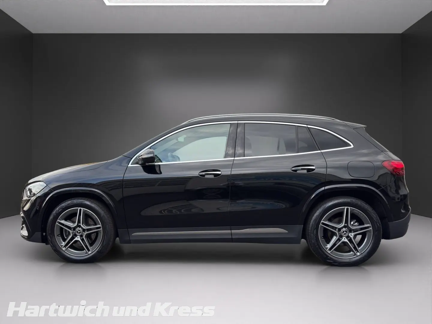 GLA 200 d 4Matic AMG Line Premium Plus Burmester