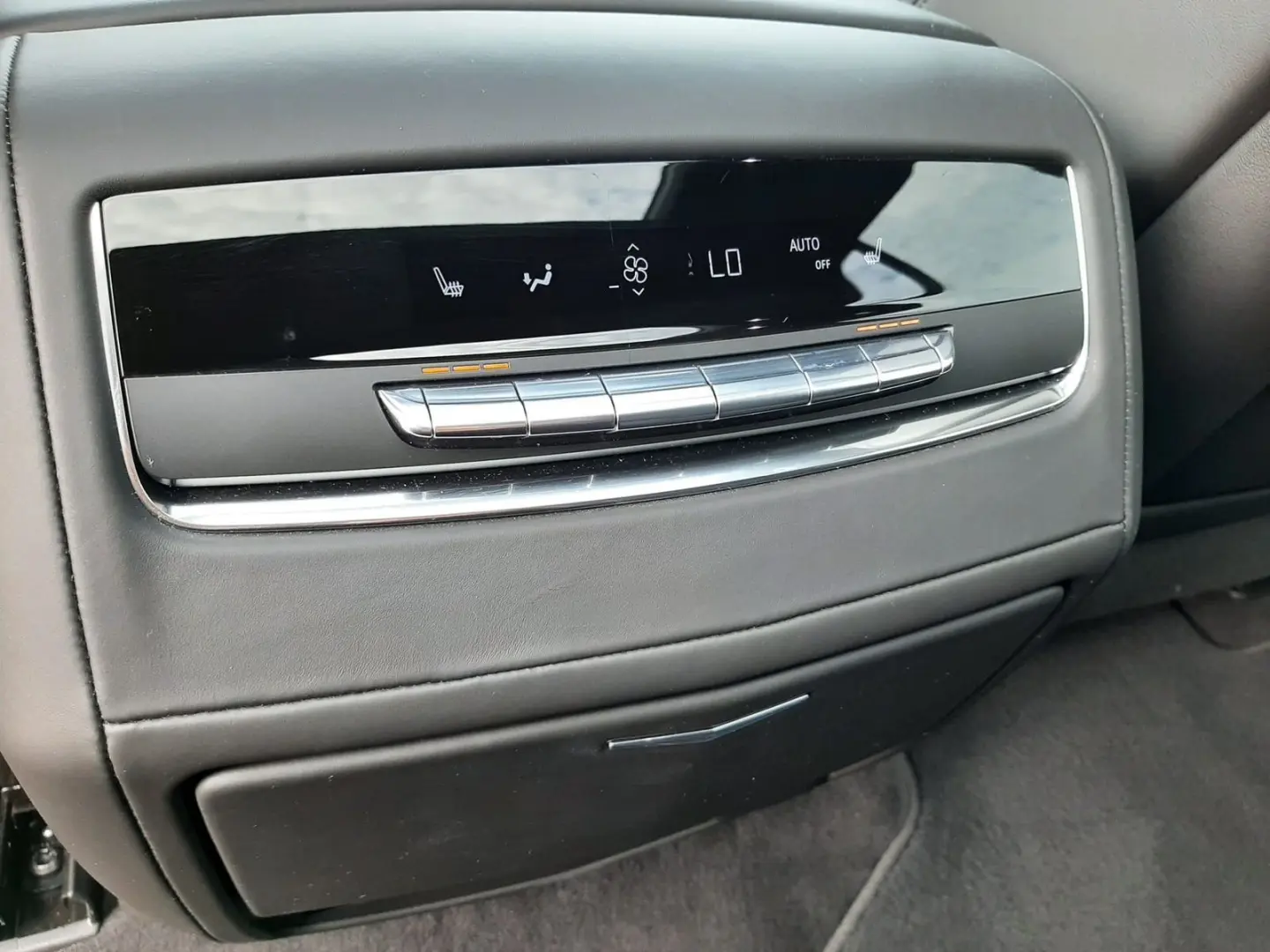 Escalade 6.2 V8 Sport Platinum UPE 165000€