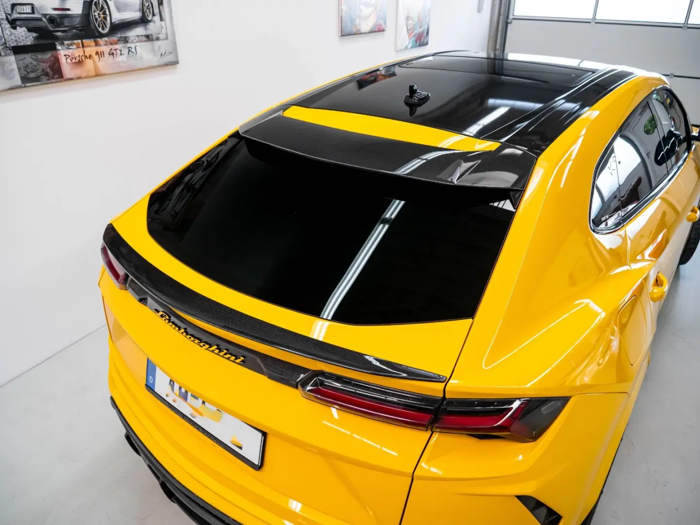 Lamborghini Urus 4.0 V8 Autom. - NOVITEC PANO CARBON 23