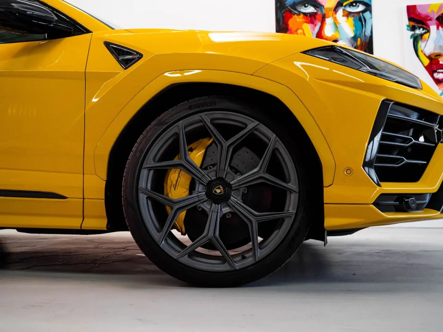 Lamborghini Urus 4.0 V8 Autom. - NOVITEC PANO CARBON 23