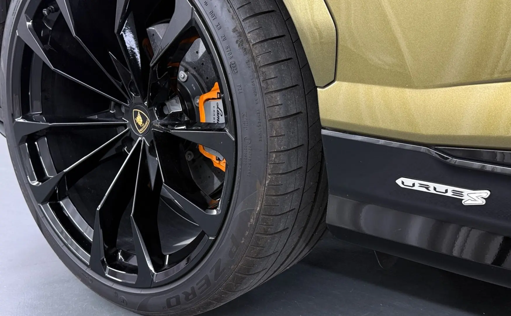 Lamborghini Urus S 3D-B&O Pano Style-Paket