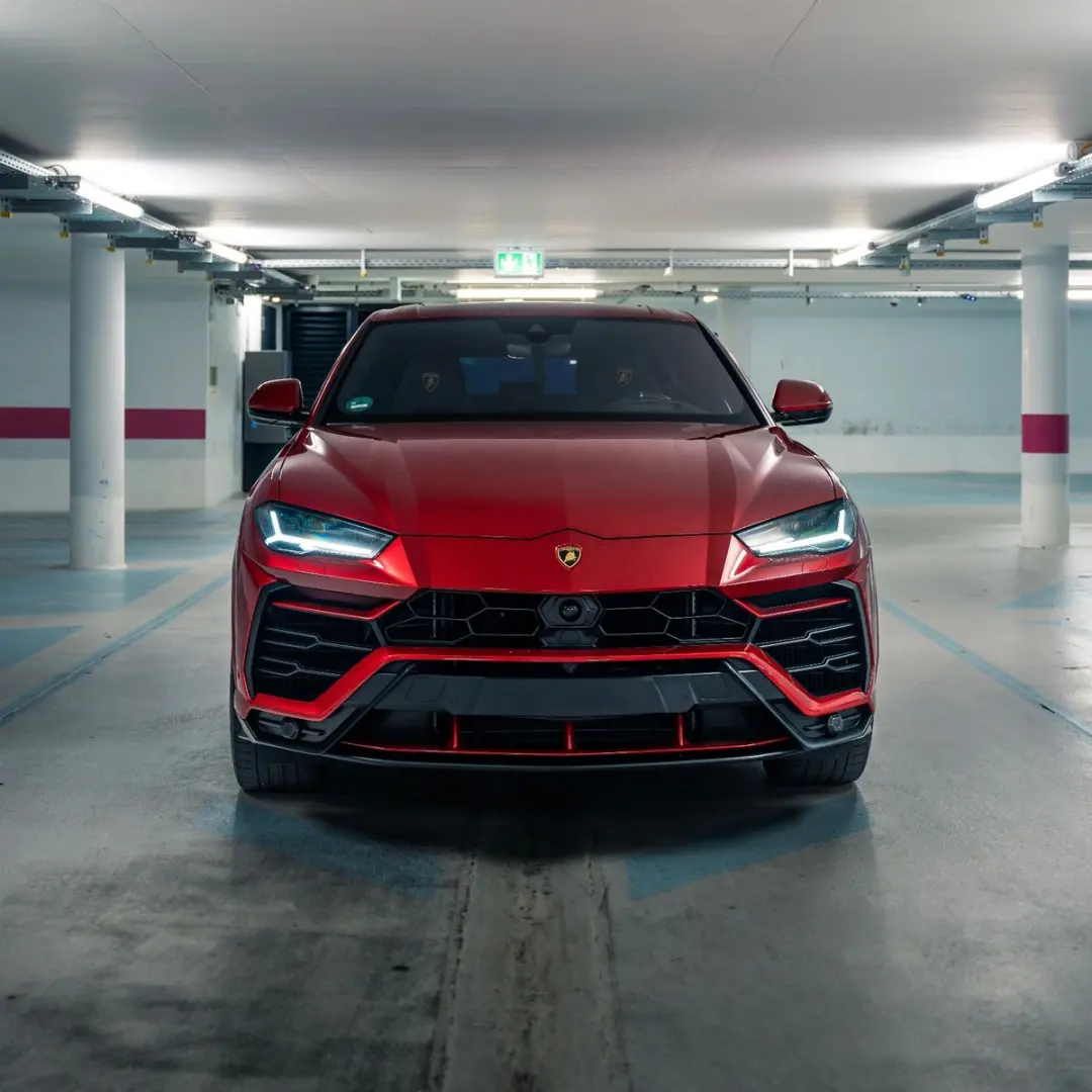 Lamborghini Urus   B&O PANO Q-CITURA CARBON MASSAGE