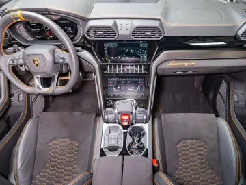 Lamborghini Urus NOVITEC FELGEN B&O 23  CARBON