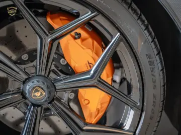 Lamborghini Urus NOVITEC FELGEN B&O 23  CARBON