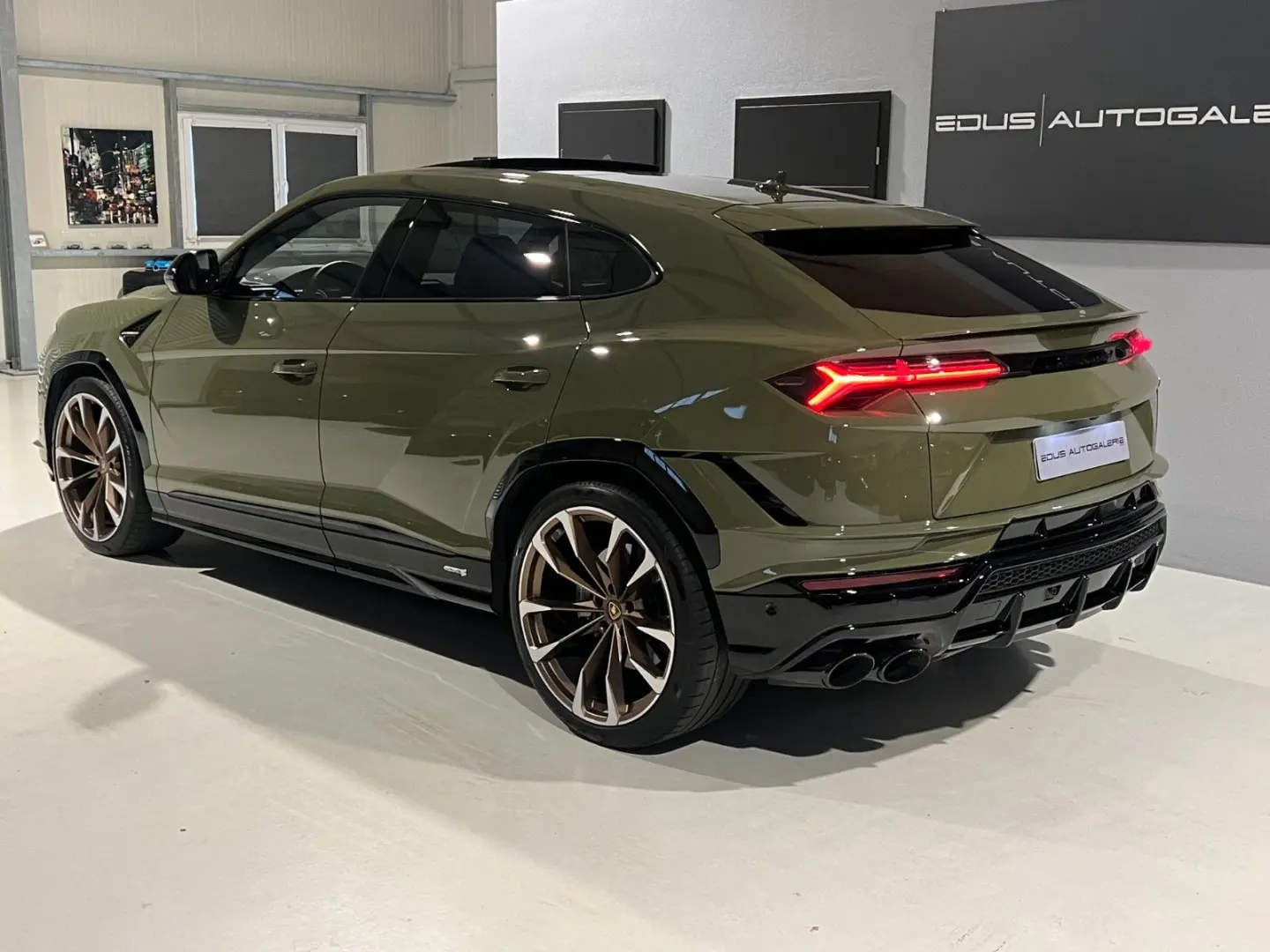 Lamborghini Urus S Verde Turbine Pano B&O AdPersonam