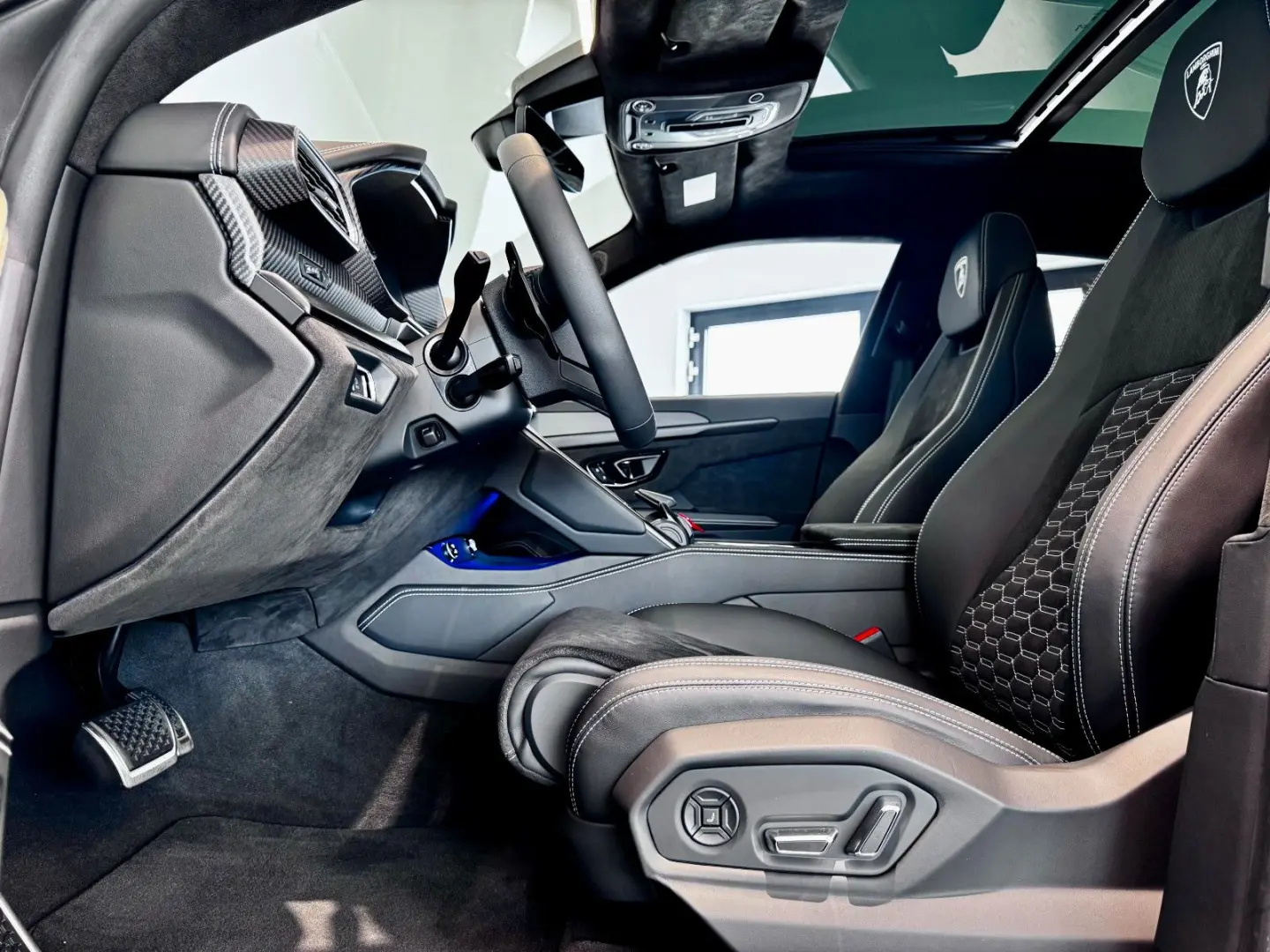 Lamborghini Urus S 4.0 V8 Carbon Matt  4 LOCURI B&O