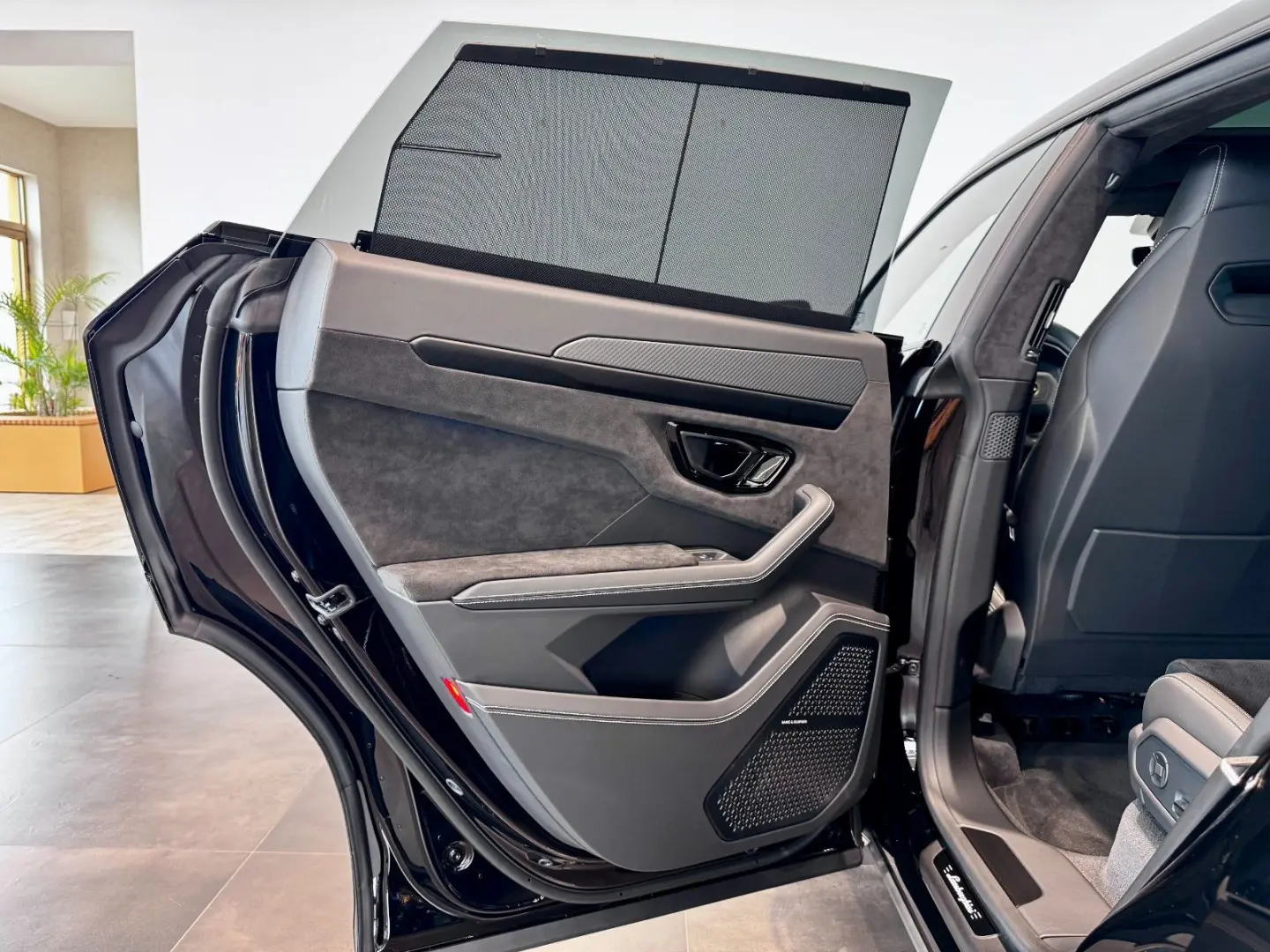 Lamborghini Urus S 4.0 V8 Carbon Matt  4 LOCURI B&O