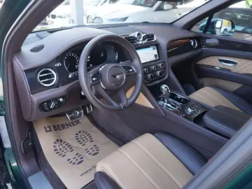 Bentley Bentayga 3 0 V6 Hybrid 4WD Aut.  TOP