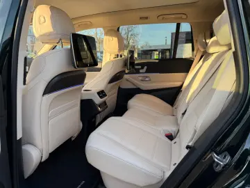 Mercedes-Benz GLS 400 d  AMG 7 locuri