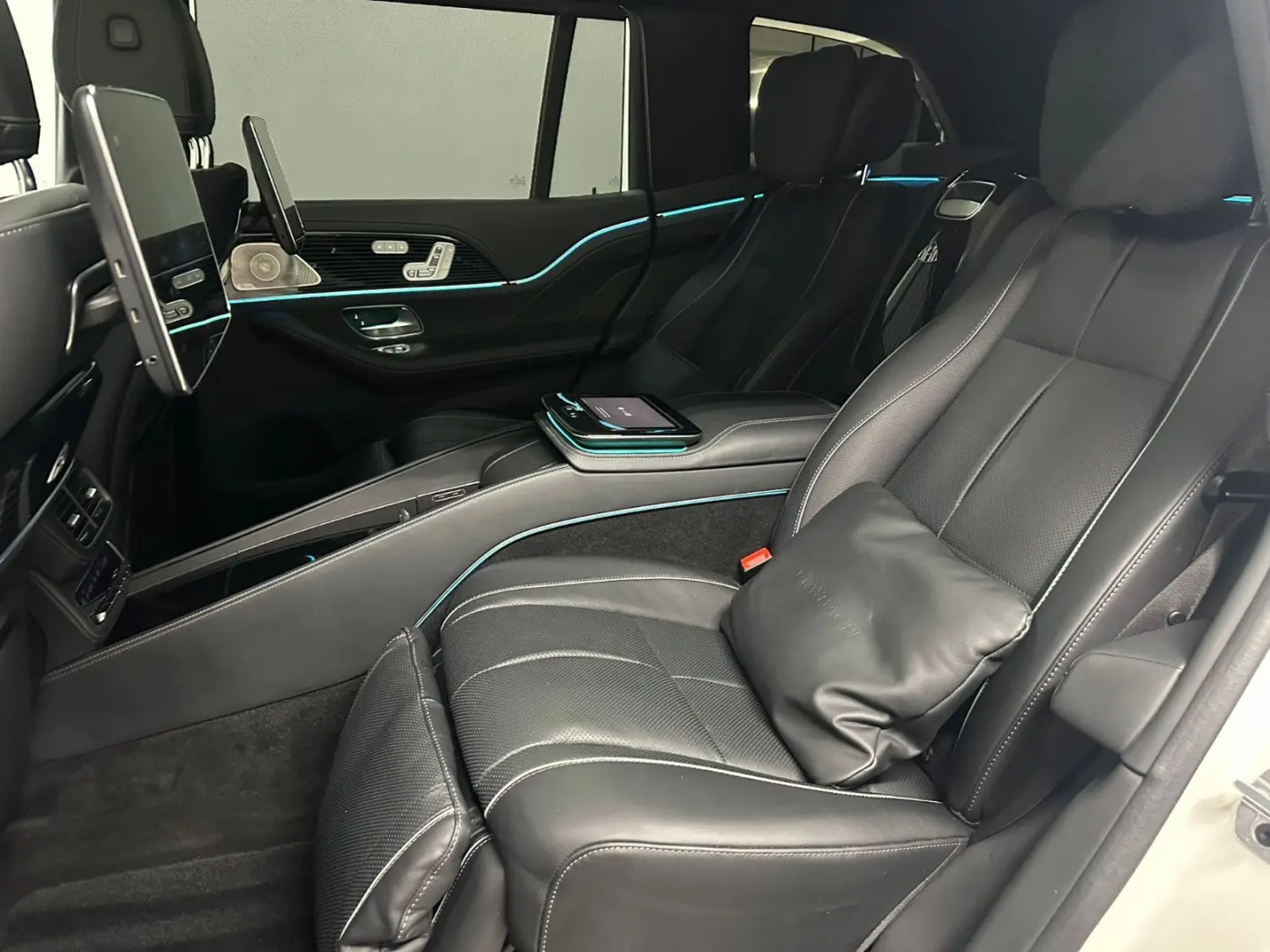 Mercedes-Benz GLS 600 Maybach  PANORAMA FIRST CLASS 3xTV