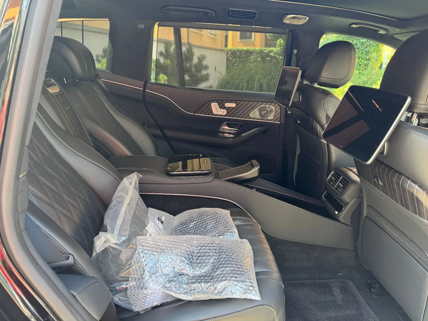 Mercedes-Benz GLS 600 Maybach 4Matic Night Series FirstClass