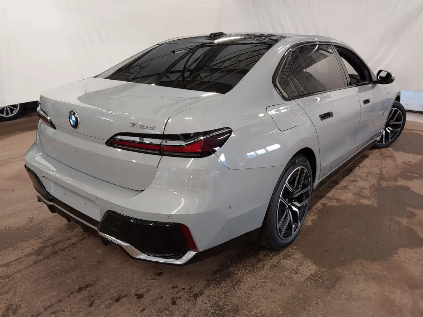 BMW 740d xdr M Sport Sky  HUD Iconic