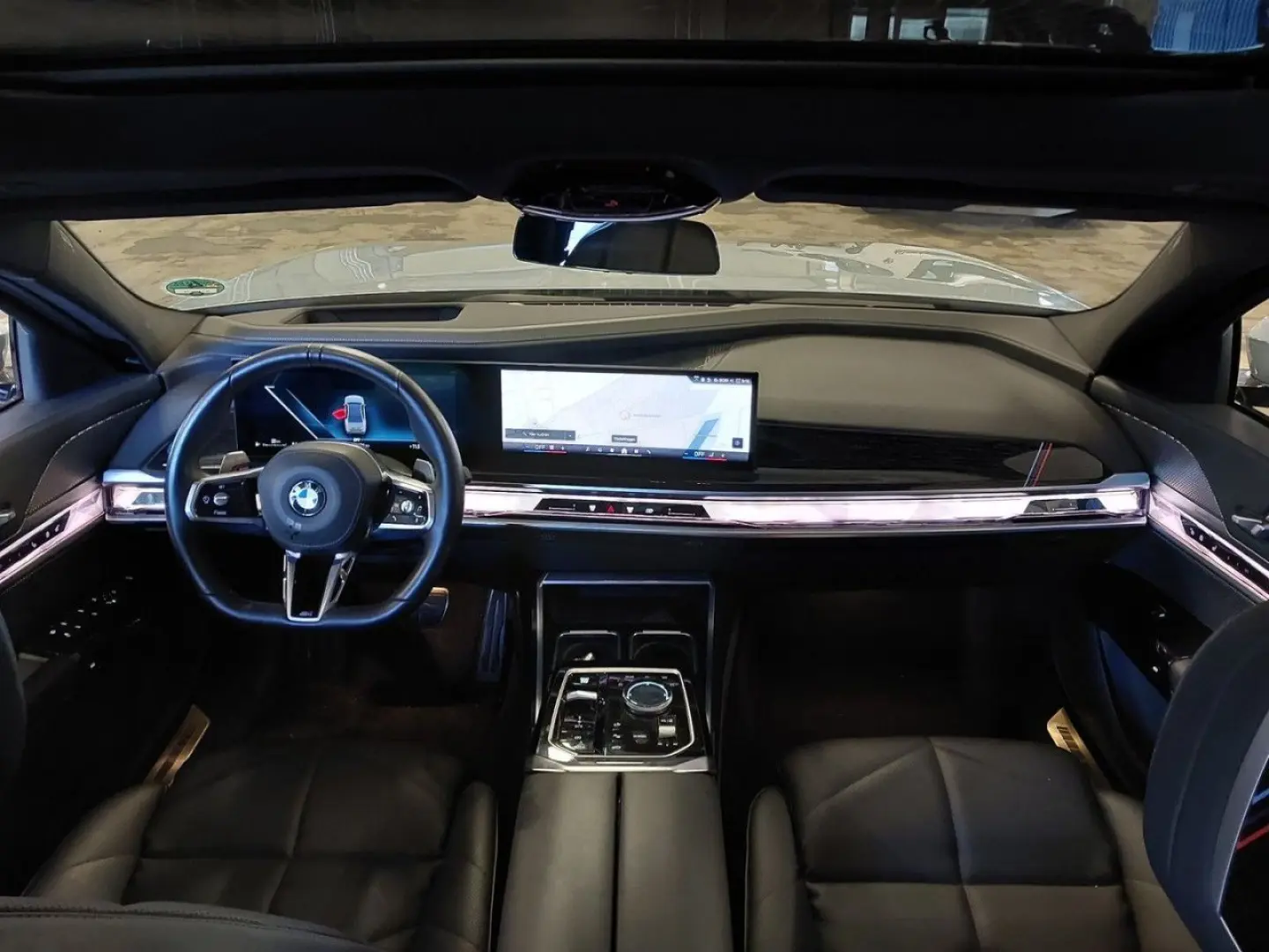 BMW 740d xdr M Sport Sky  HUD Iconic