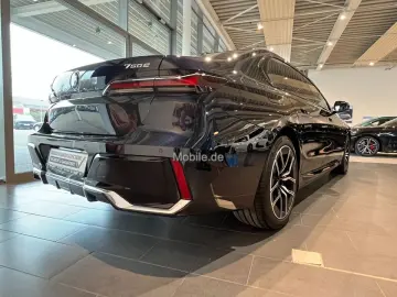 BMW 750e xDrive M Sportpaket Innovationsp.